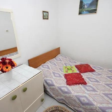 382c Apartament *