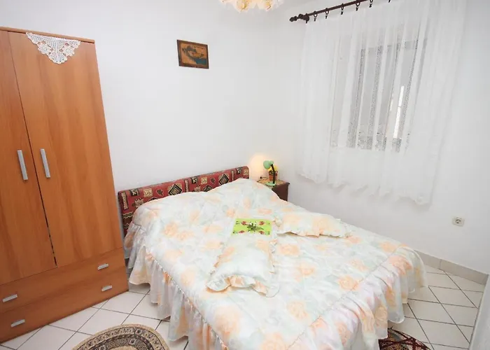 アパート 382c Štivan